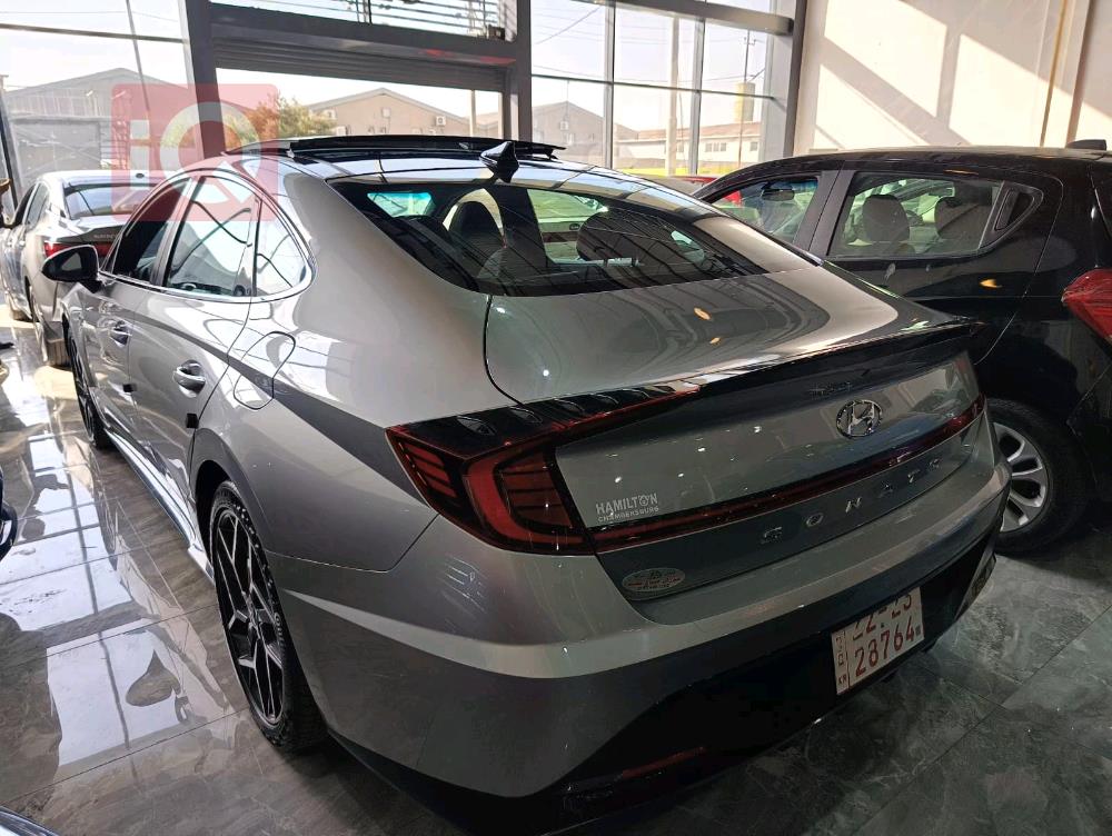 Hyundai Sonata